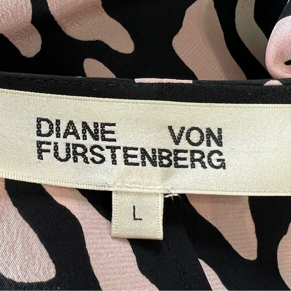 Diane Von Furstenberg (DVF) 100% Silk Pink and Black Leopard print wrap top -- L - Picture 12 of 13